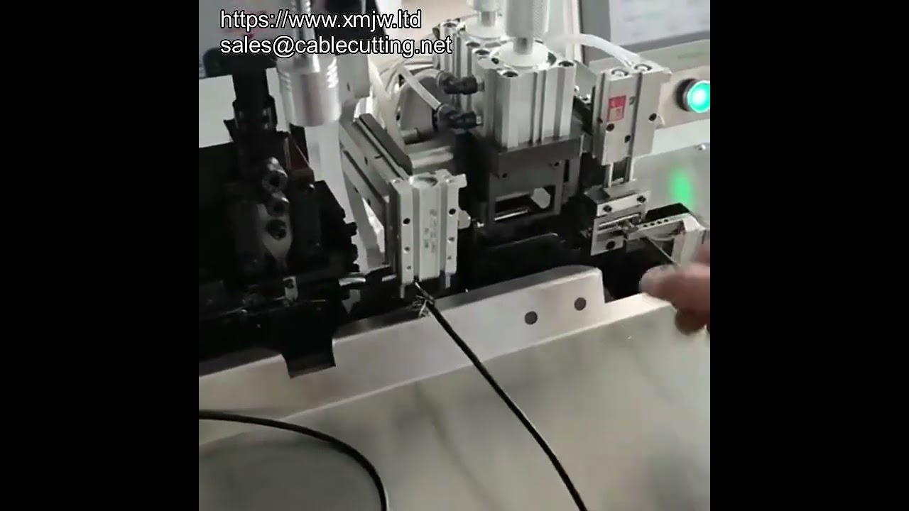 Multi core Continuous Cable Stripping Crimping Machine Multi pin Cable Stripping Crimping Terminal M