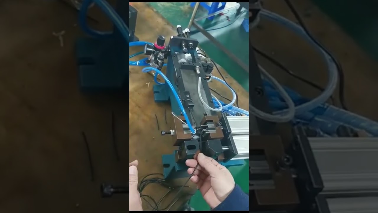 Pneumatic Large Square Cable Wire Stripping Machine Gas Electric Peeling Machine