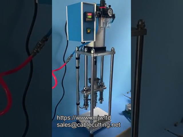 Mini Desktop Vertical Injection Molding MachineUsb Charging HeadPower Switch Plug Plastic Molding Ma